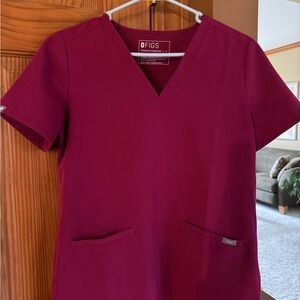 FIGS Women's V-Neck Top